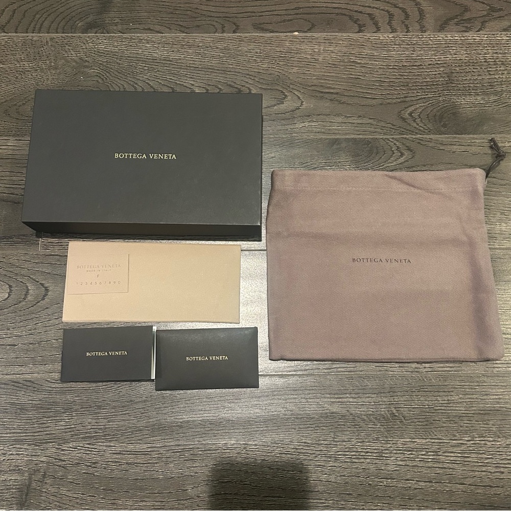 Bottega Veneta Dust Bag and Box